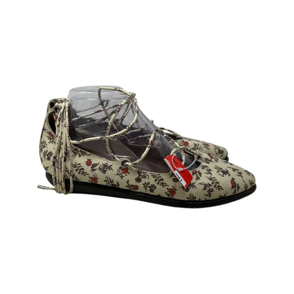 Aerosoles x Laura Ashley Flat Women Size 7.5 Cream Floral Lace Up Pointed Toe